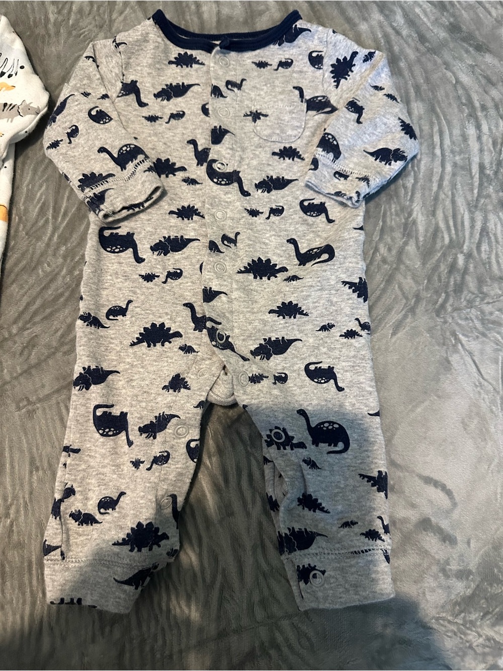5/$25 carters Dino baby bundle - Picture 3 of 4